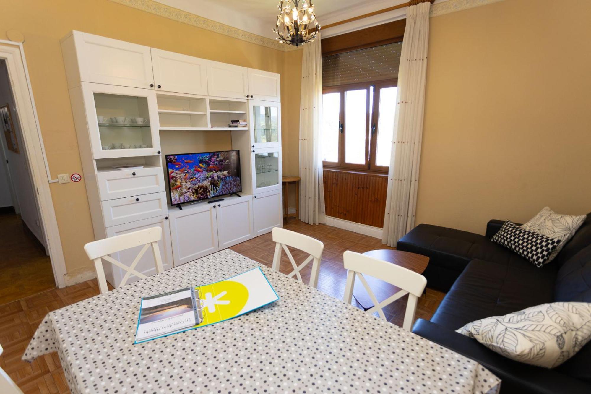 Sea Breeze And Beautiful Views! Apartment Muros De Nalon Luaran gambar